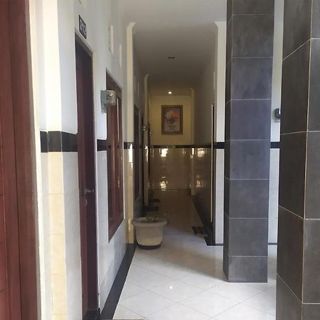Oyo 3912 Wahyu Residence Bali Denpasar Exteriér fotografie