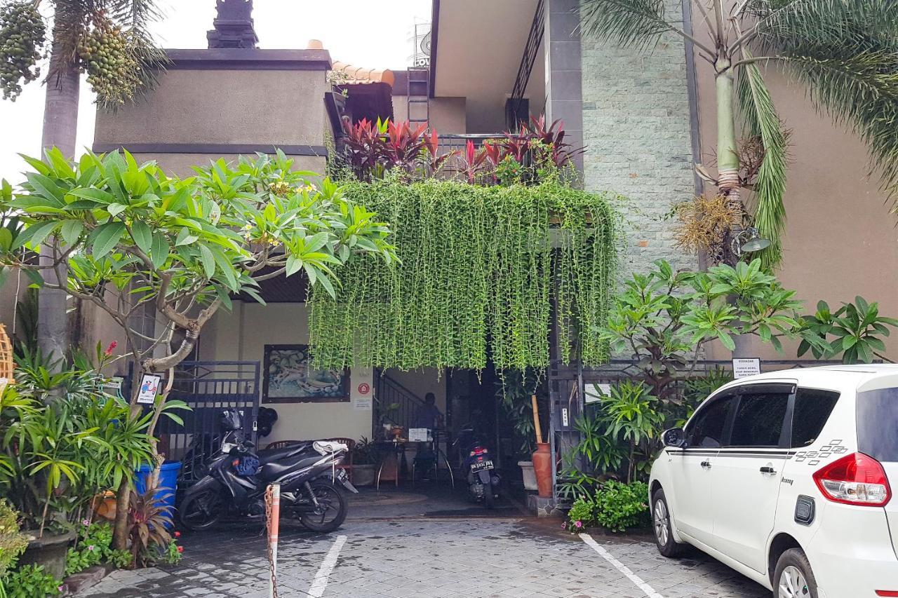 Oyo 3912 Wahyu Residence Bali Denpasar Exteriér fotografie